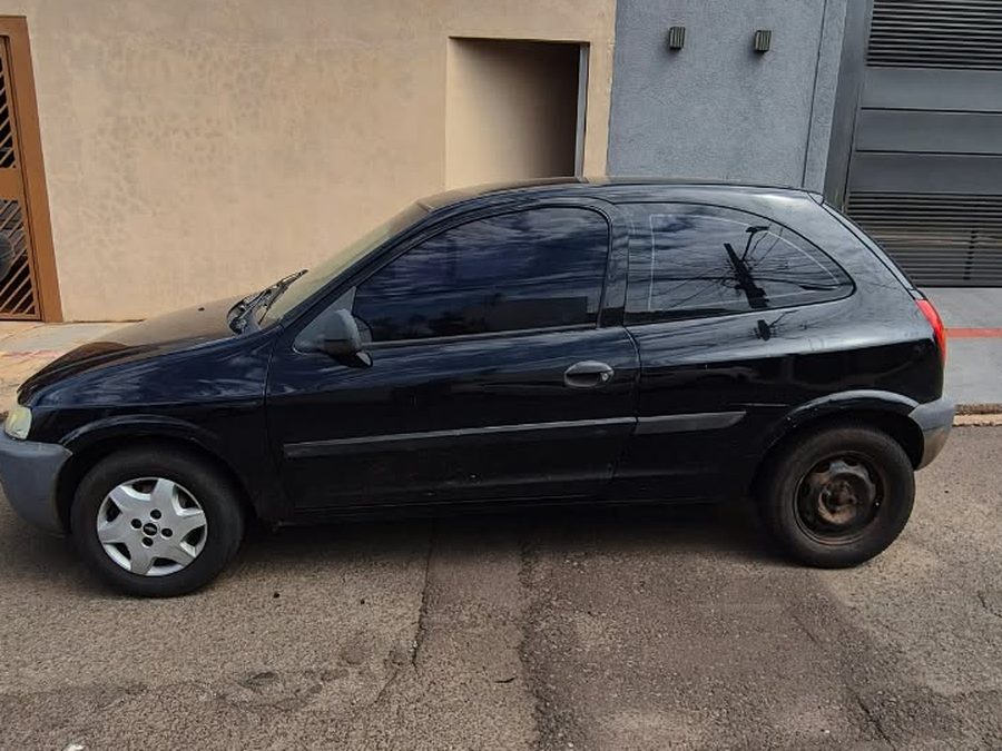 Chevrolet Celta com rastreador Sentinela